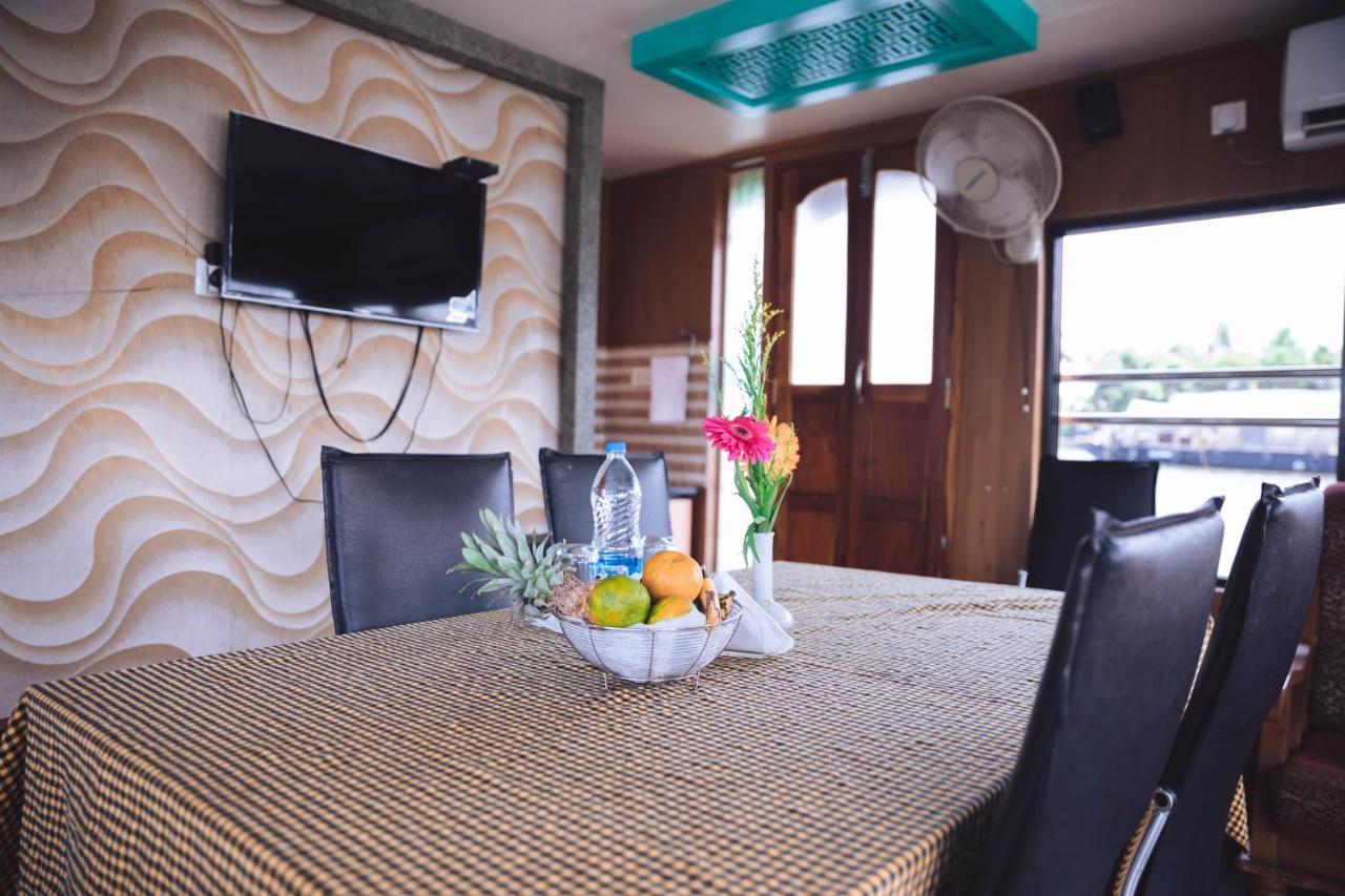Kera Houseboats Alleppey Alappuzha Exterior photo