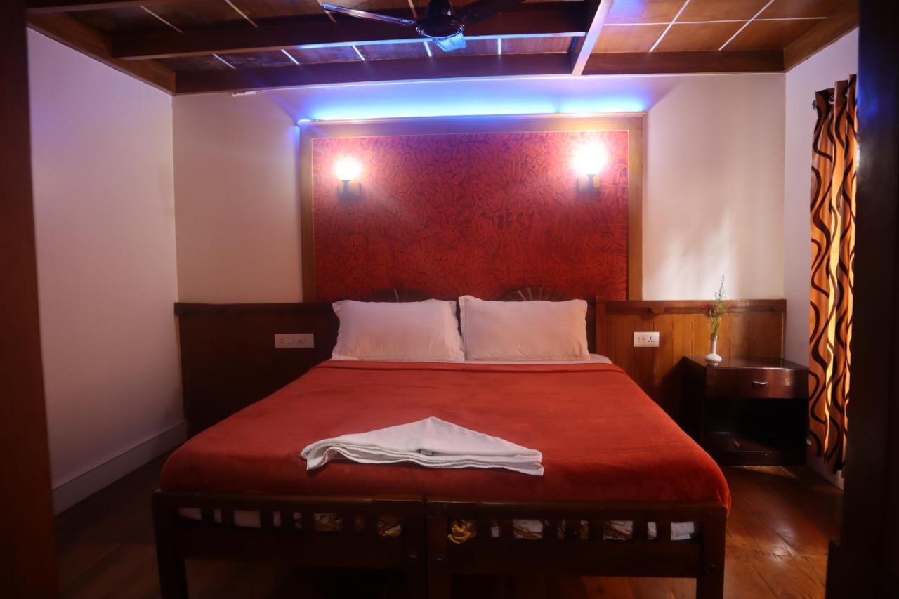 Kera Houseboats Alleppey Alappuzha Exterior photo